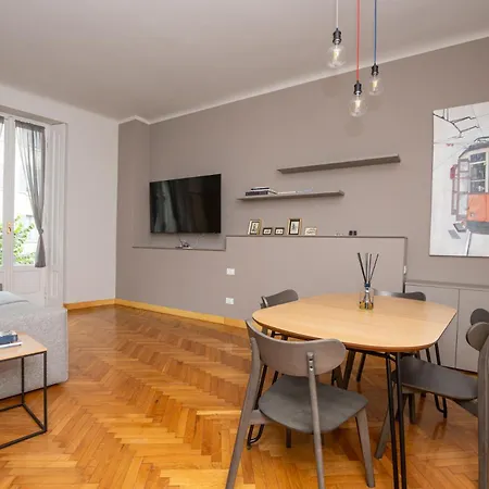 Vercelli Elegance Apartment *